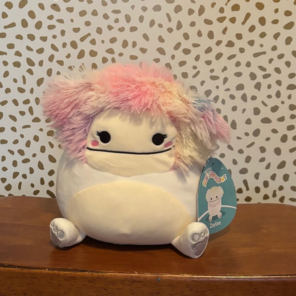 Baylee Bigfoot squishmallow